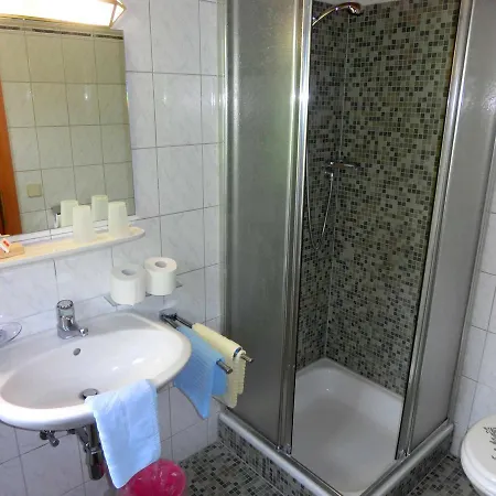 Enzian Konukevi Niederau