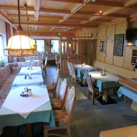 Enzian Guest house Niederau